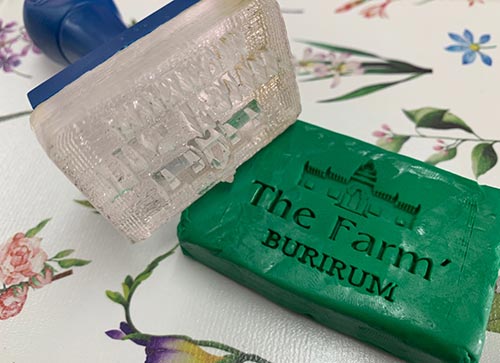 ตราปั๊มสบู่ the farm burirum