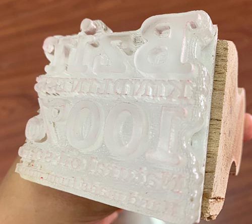 ตราปั๊มสบู่สวยงาม